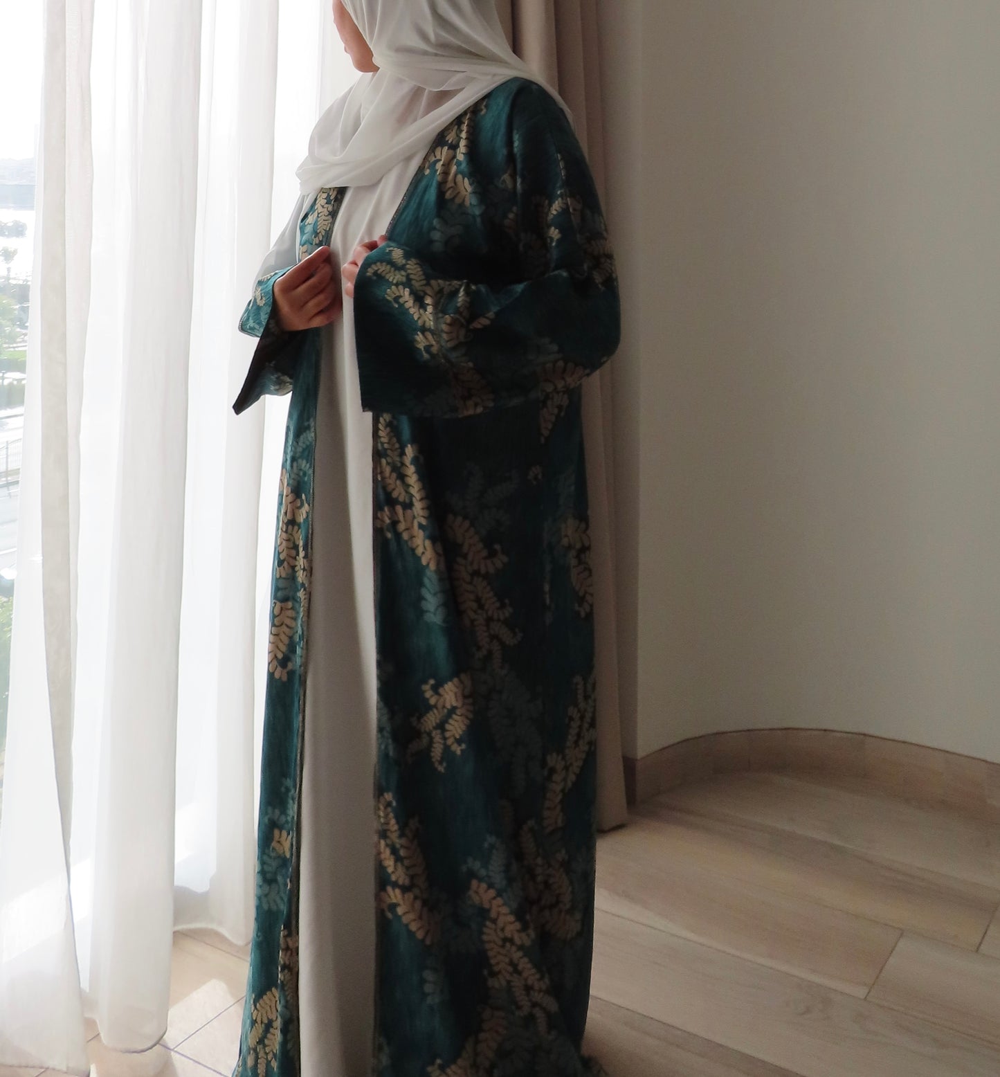 Dubai Abaya