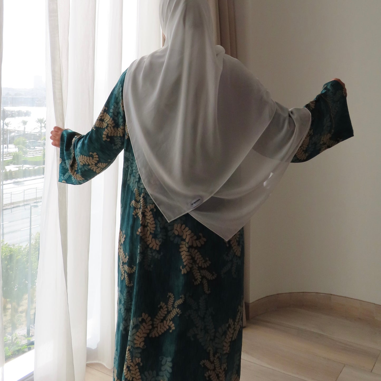 Dubai Abaya