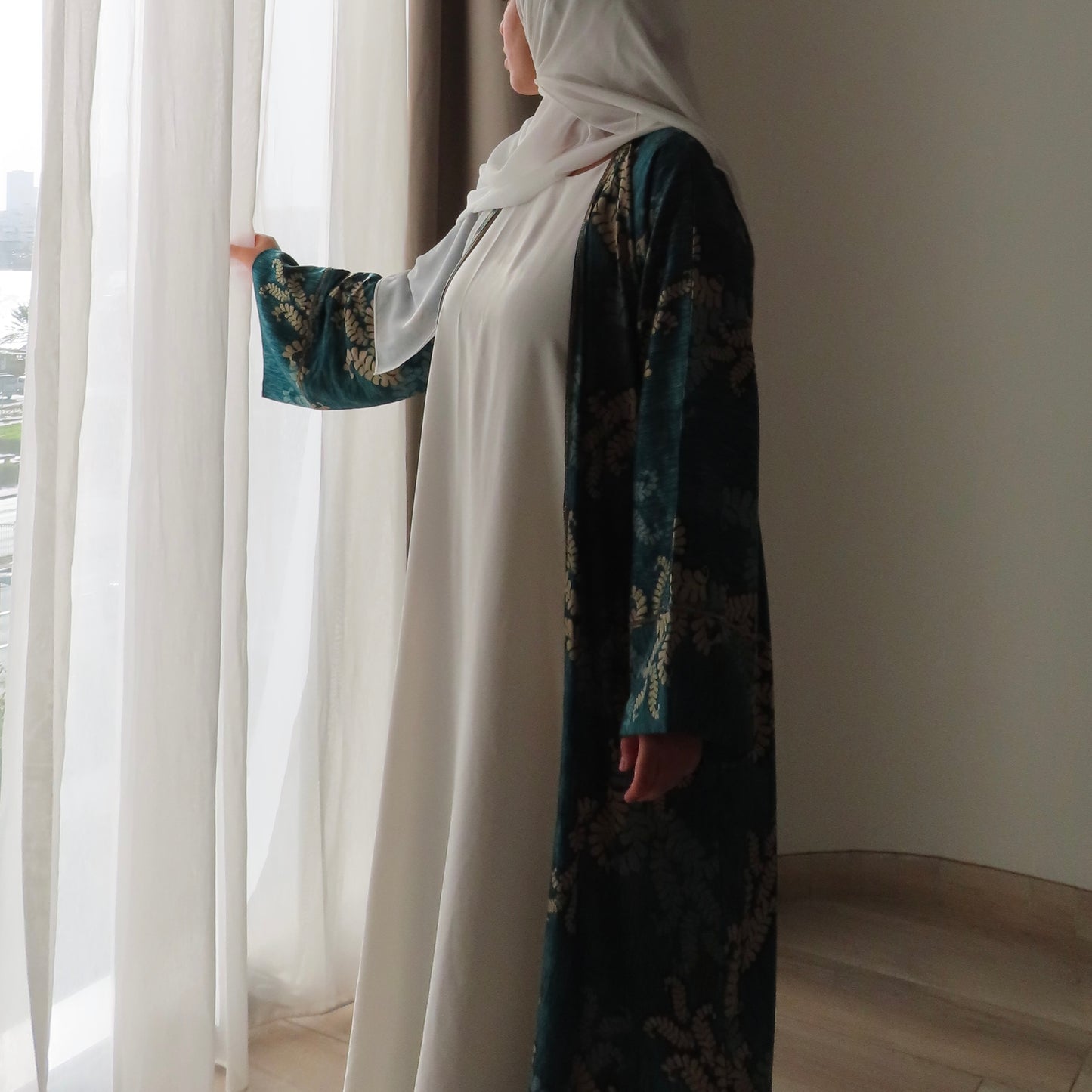 Dubai Abaya