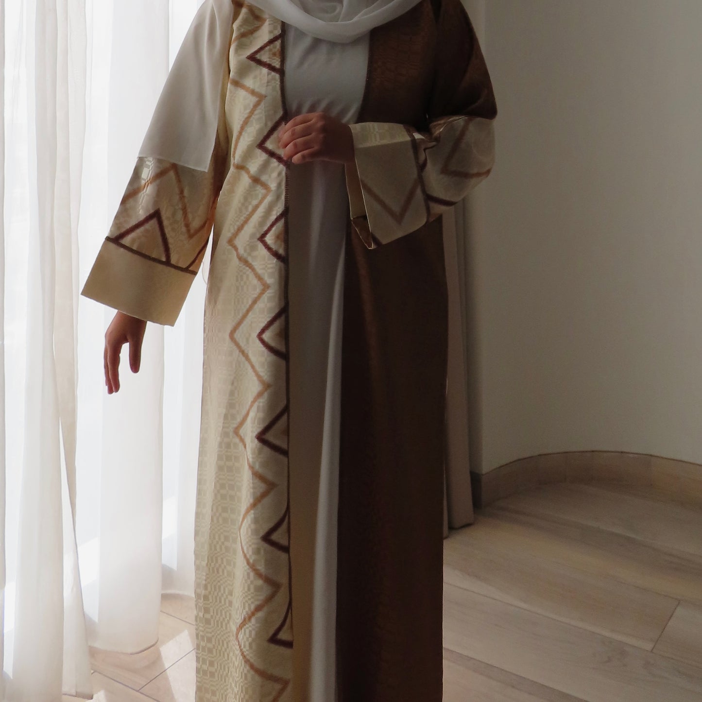 Dubai Abaya