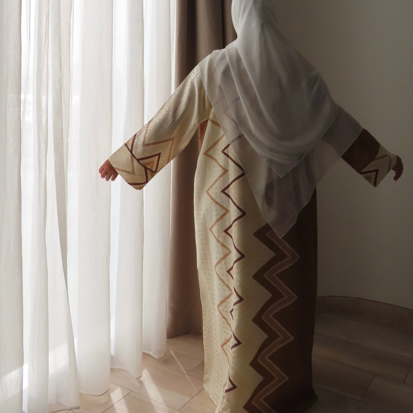 Dubai Abaya