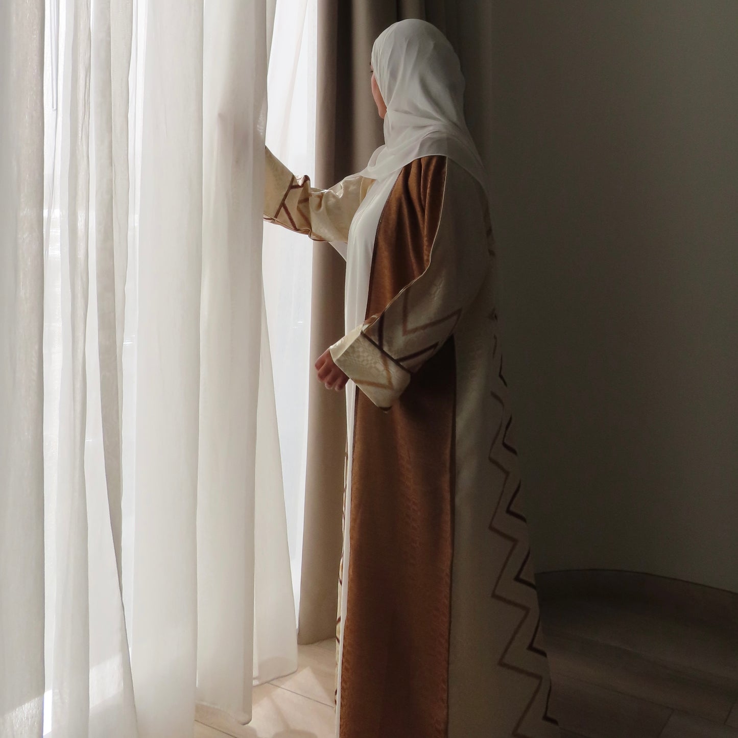 Dubai Abaya