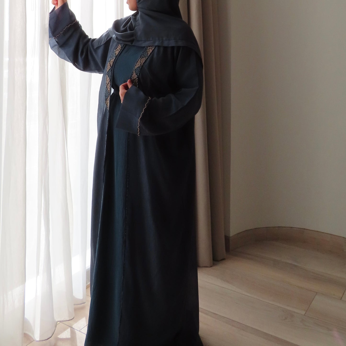 Dubai Abaya